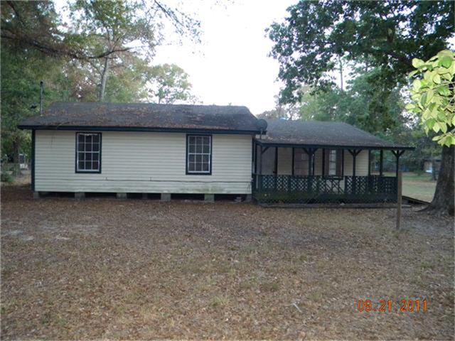 17398 Red Leaf Ln, Conroe, TX 77306 photo 1