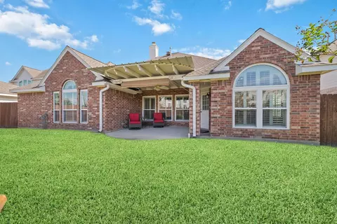 Exterior - 20611 Cypress Tree Ln, Spring, TX 77388 photo 2 of 5