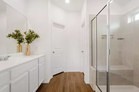 Entry Way - 5232 Pine Pass Dr, Rosenberg, TX 77469 photo 2 of 2