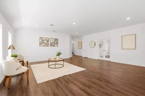 Living - 5232 Pine Pass Dr, Rosenberg, TX 77469 photo 1 of 2