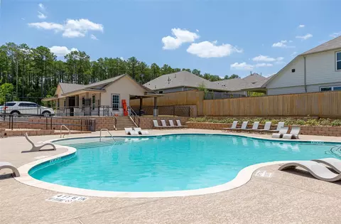 Exterior - 2816 Jacqueline Ln, Conroe, TX 77304 photo 2 of 8