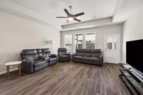 Living - 2816 Jacqueline Ln, Conroe, TX 77304 photo 2 of 3