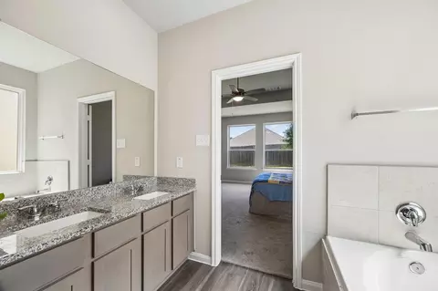 Entry Way - 2816 Jacqueline Ln, Conroe, TX 77304 photo 6 of 6