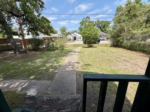 5118 Firnat St, Houston, TX 77016