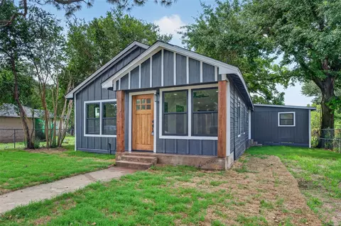 1506 Clay St, Brenham, TX 77833