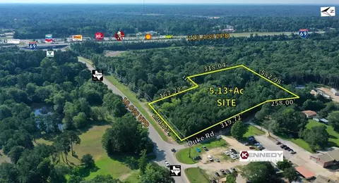 2090 Duke Rd, Splendora, TX 77372