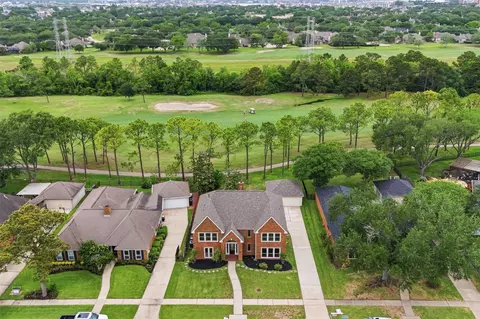 2312 Pebble Beach Dr, League City, TX 77573