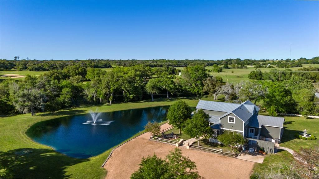 875 Round Top Rd  
