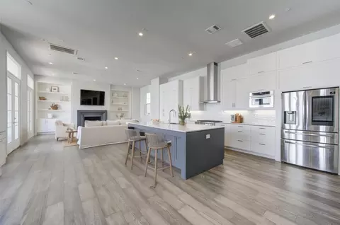 5336 Chandler St, Houston, TX 77007