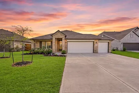 9623 Sterling Arbor Dr, Baytown, TX 77521