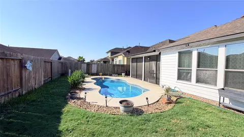 Exterior - 29522 Usonia Dr, Spring, TX 77386 photo 5 of 5