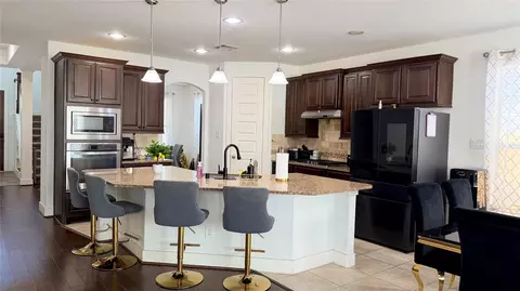 Kitchen - 29522 Usonia Dr, Spring, TX 77386 photo 1 of 3