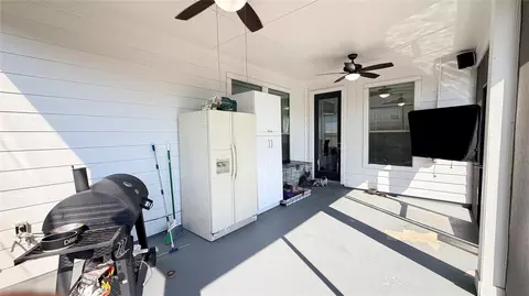 Exterior - 29522 Usonia Dr, Spring, TX 77386 photo 4 of 5
