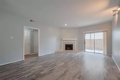 9707 Richmond Ave #103, Houston, TX 77042