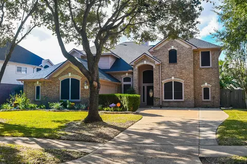511 Silver Creek Cir, Richmond, TX 77406