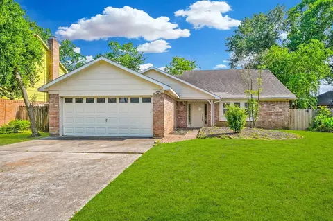 5506 Enchanted Timbers Dr, Humble, TX 77346