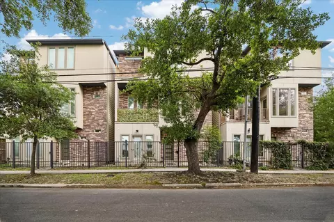 4833 Chenevert St, Houston, TX 77004