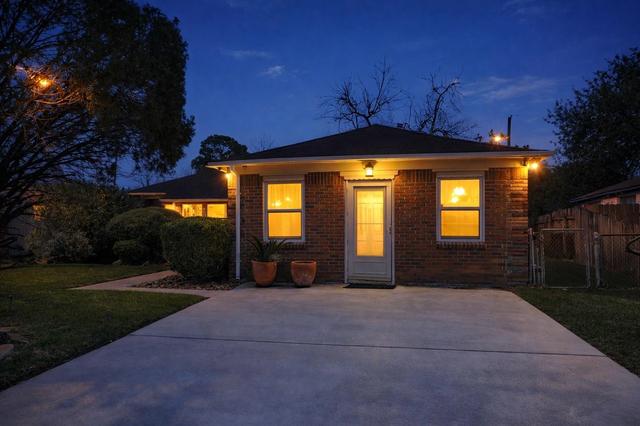 5405 Hazel St, Baytown, TX 77521