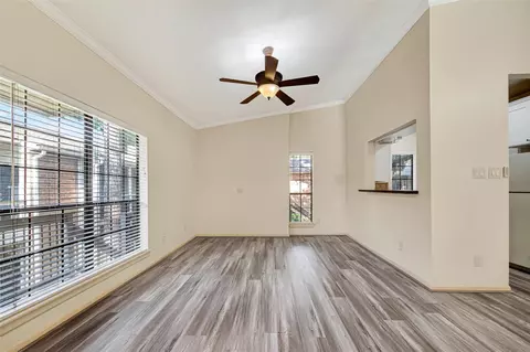 Living - 2001 Bering Dr #2F, Houston, TX 77057 photo 2 of 7