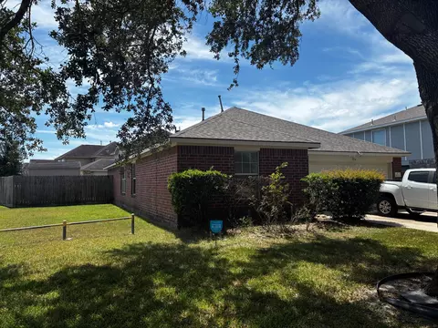 2603 Tinas Terrace Dr, Houston, TX 77038