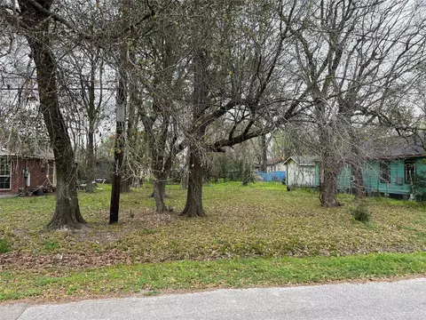 1038 Randolph St, Houston, TX 77088
