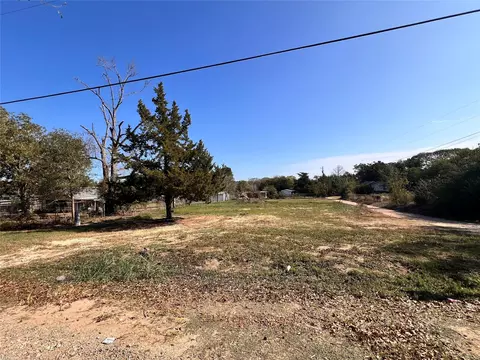 1400 Allen Rd, Brenham, TX 77833