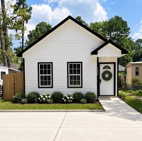 9496 Walkwood St, Willis, TX 77318