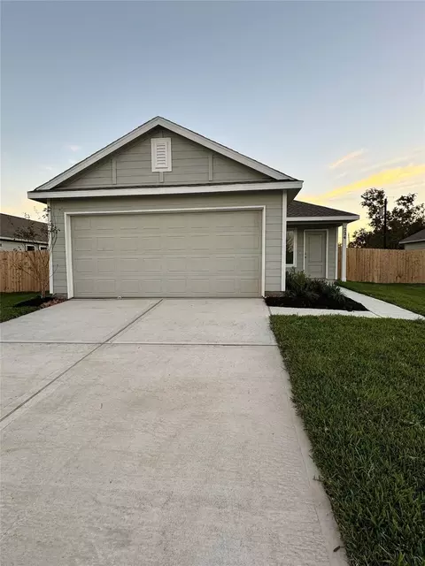 650 Maria Elena Way, Cleveland, TX 77327