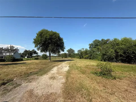 2100 County Road 342, Brazoria, TX 77422