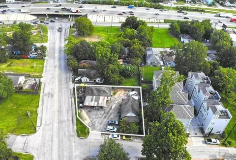 707 E 28th St, Houston, TX 77009