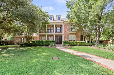5035 Oakmont Dr, Beaumont, TX 77706