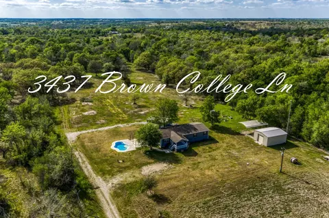 3437 Brown College Ln, Washington, TX 77880