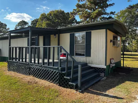 44 Pine Ave, Huntsville, TX 77340