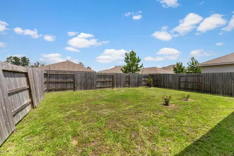 Exterior - 2811 Via Augusta Dr, Conroe, TX 77301 photo 2 of 3