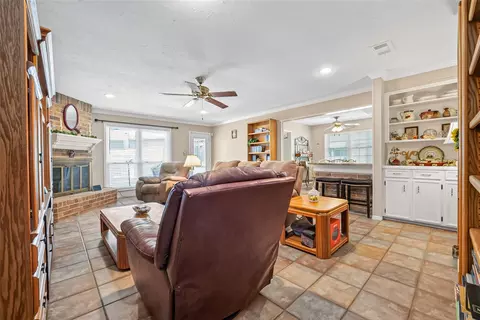 Other - 558 Landfall Ln, Conroe, TX 77302 photo 6 of 11