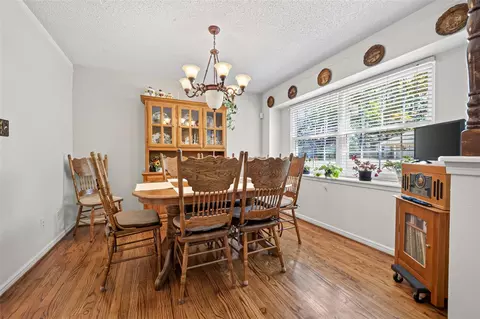Dining - 558 Landfall Ln, Conroe, TX 77302 photo 1 of 3
