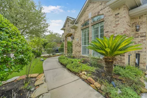 Exterior - 25507 Long Iron Ct, Spring, TX 77389 photo 2 of 9