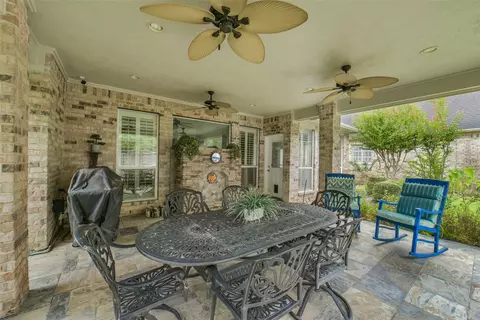 Exterior - 25507 Long Iron Ct, Spring, TX 77389 photo 5 of 9