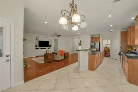 Other - 25507 Long Iron Ct, Spring, TX 77389 photo 4 of 10
