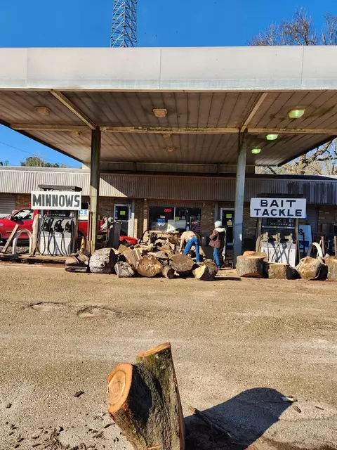2472524703 N Us Highway 59 Hwy N, Queen City, TX 75572
