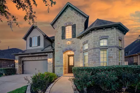 3543 Morning Hill Ct, Pearland, TX 77584
