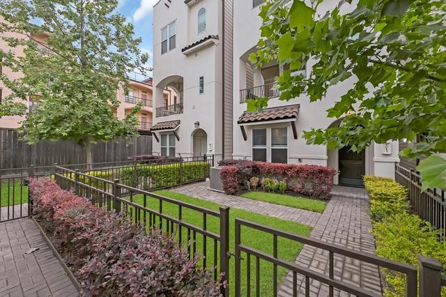 4013 Barnes St, Houston, TX 77007