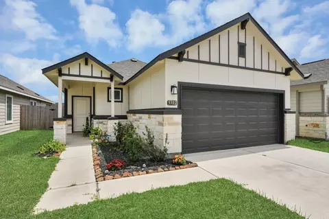 5302 Seymour Dr, Houston, TX 77032