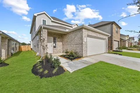 2906 Lawrence Park Ct, Conroe, TX 77304