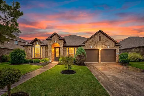 2316 Churchill Cove Ln, Houston, TX 77089