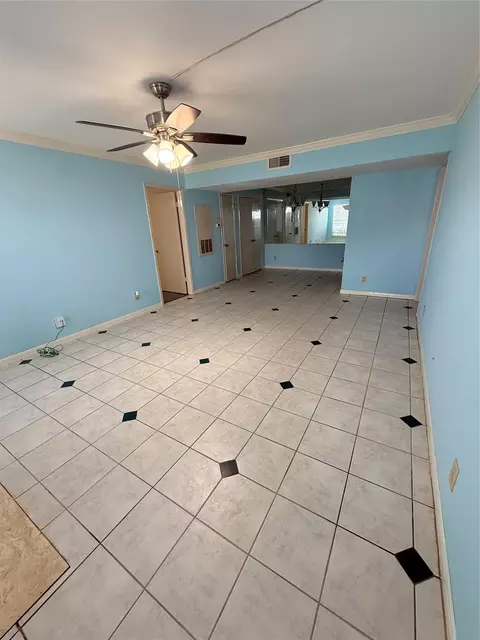 6606 De Moss Dr #311, Houston, TX 77074