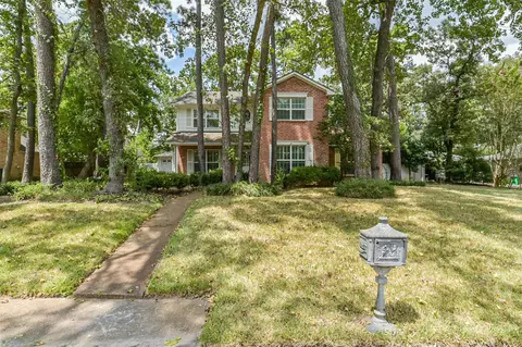 2223 Cedar Falls Dr, Kingwood, TX 77339
