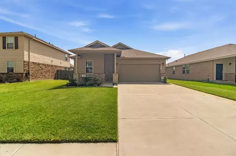 411 Walnut Branch Dr, Baytown, TX 77523