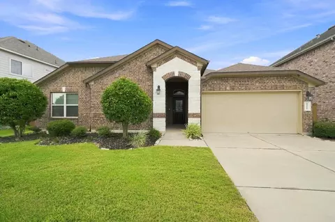 10110 Whitney Reach Dr, Rosharon, TX 77583