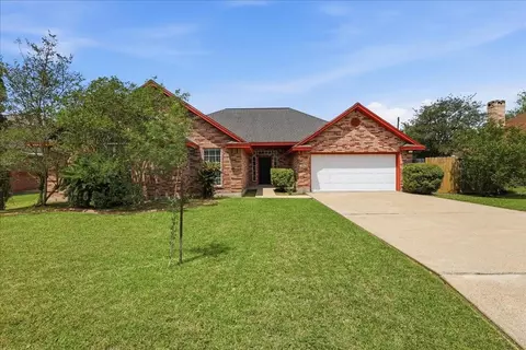 2406 Golden Oak Dr, Orange, TX 77632